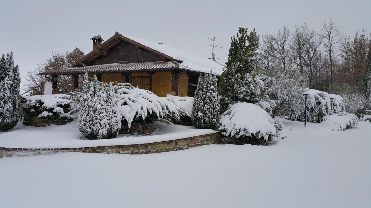 Agriturismo Countryhouse Le Giare Gubbio Eksteriør bilde
